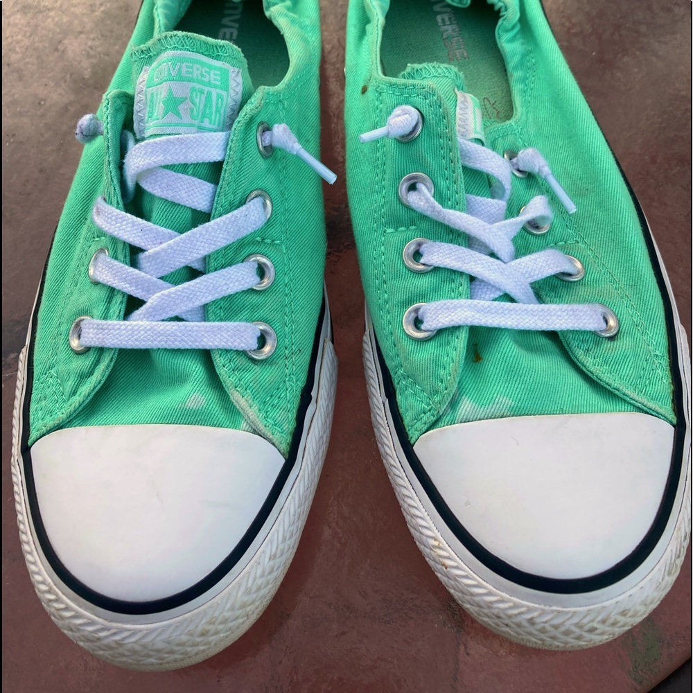 Teal Converse Sneaker, no tie slide with elastic heel